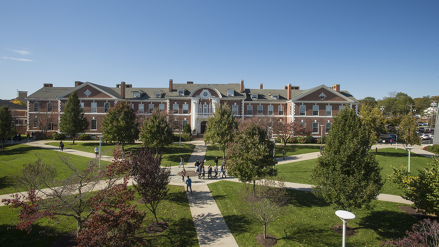 Maxcy quad