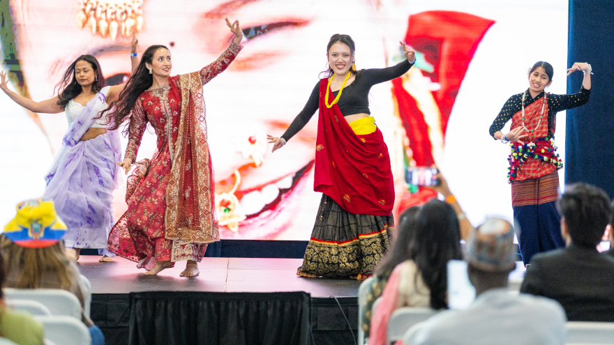 iFest dancing
